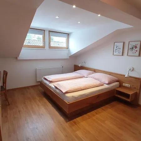 Schnaitl Alojamento de Acomodação e Pequeno-almoço 3*