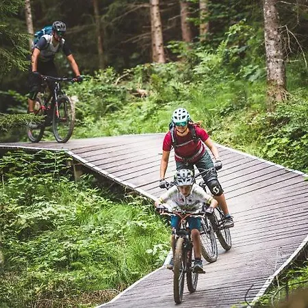 Schnaitl 住宿加早餐酒店